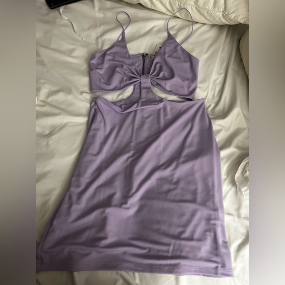 Alice + Olivia Havana Sleeveless Cut Out Minidress - Picture 9 of 11